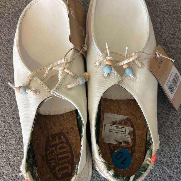 Hey Dude - Picture 3 of 4